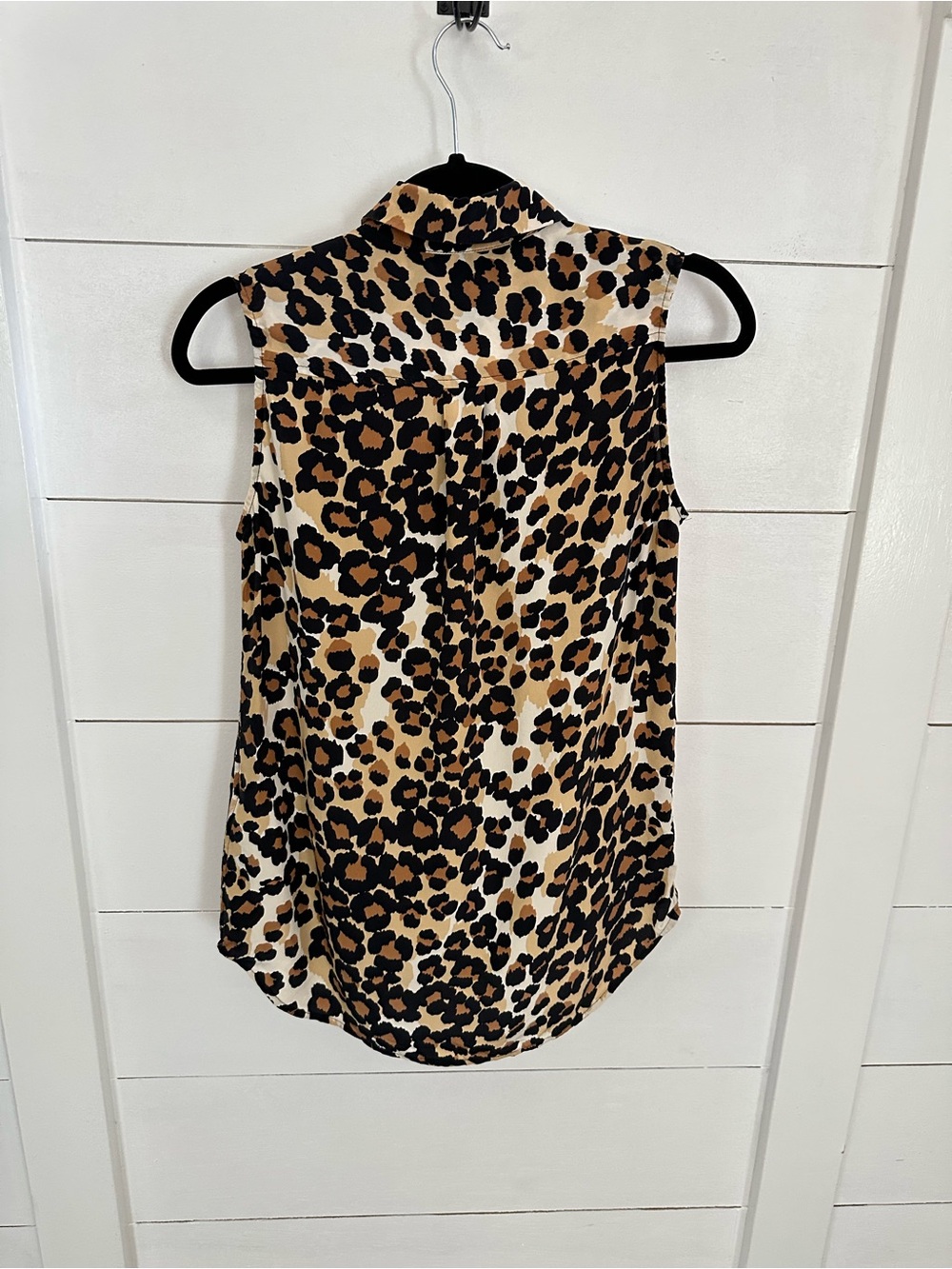 Equipment XS leopard print 100% silk sleeveless classic corpcore workwear tank - Picture 3 of 10
